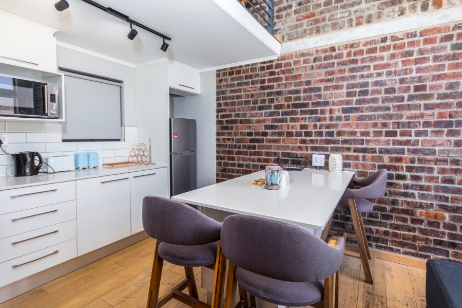 2 Bedroom Property for Sale in Woodstock Western Cape